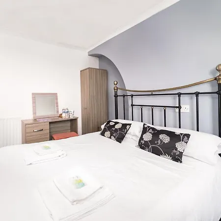 Blencathra Guest house *